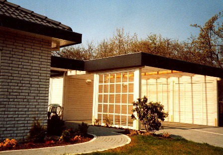 Carport mit Metallblende